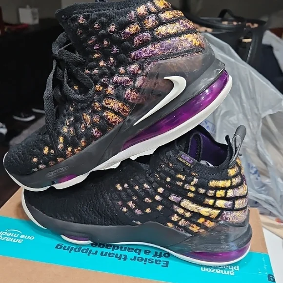 Black and Purple Girl's Shoes - Picture 6 of 11